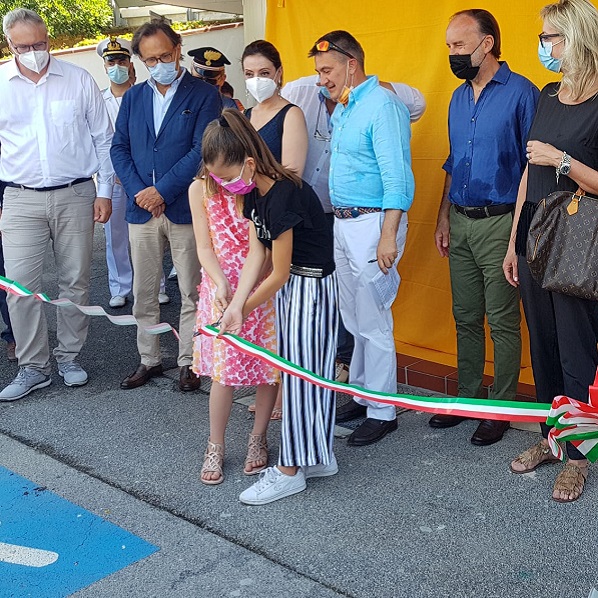 cutting of ribbon, mosaic Lignano 2021
