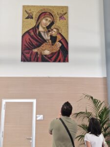 Mosaic of the Virgin Mary at Pordenone Hospital 2
